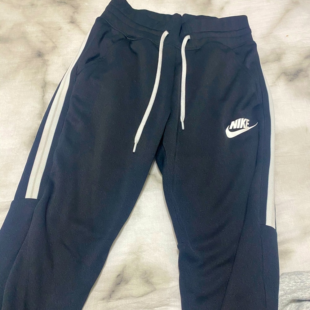 Nike joggers
